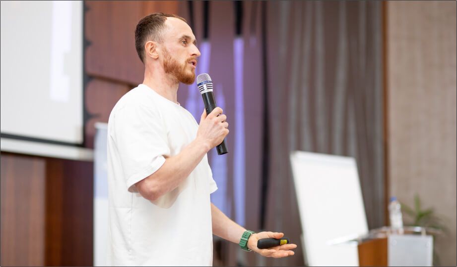 Сергей Громов